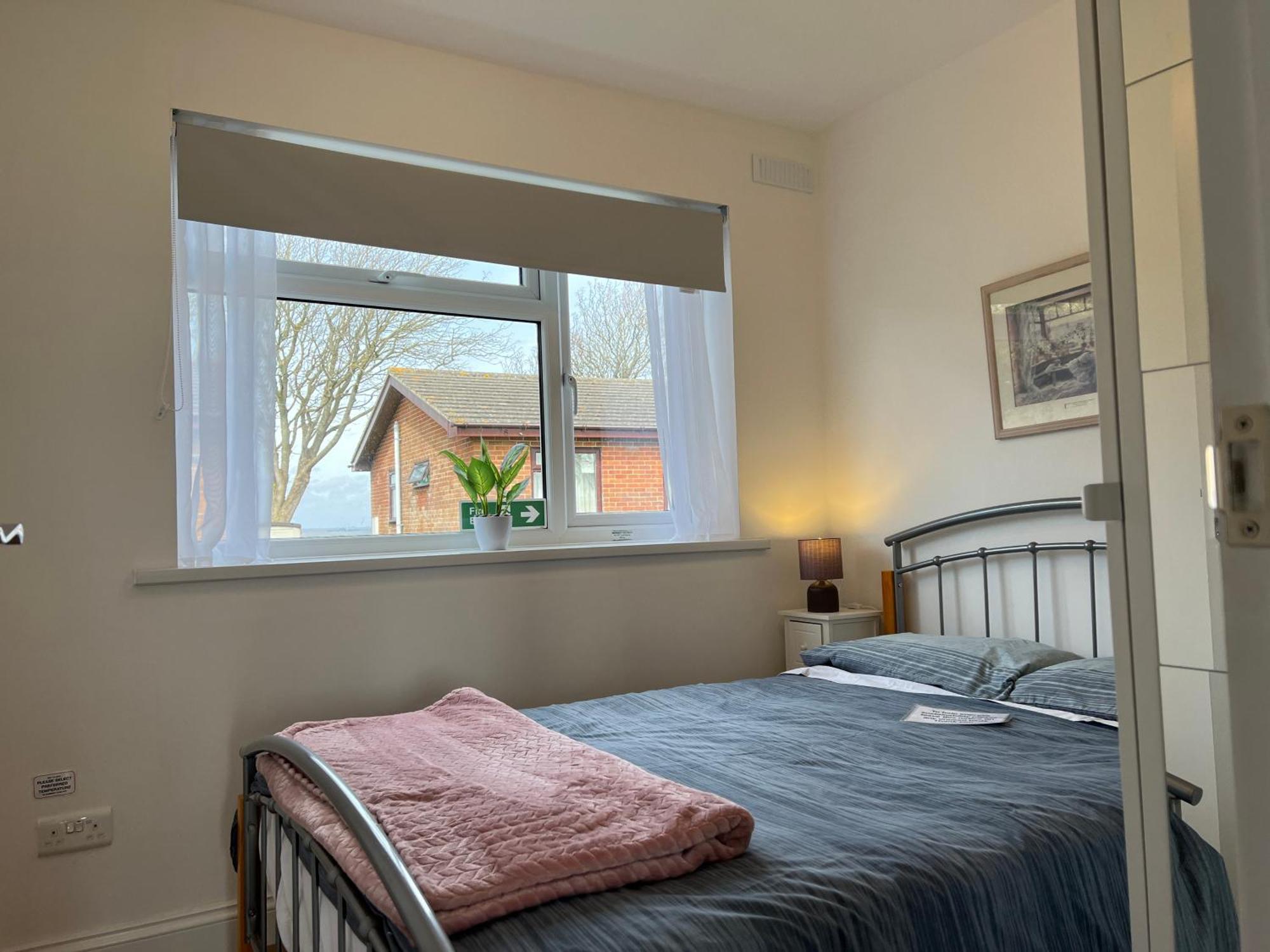 Valley View Self-Catering Coastal Bungalow In Rural West Wight Freshwater Eksteriør bilde